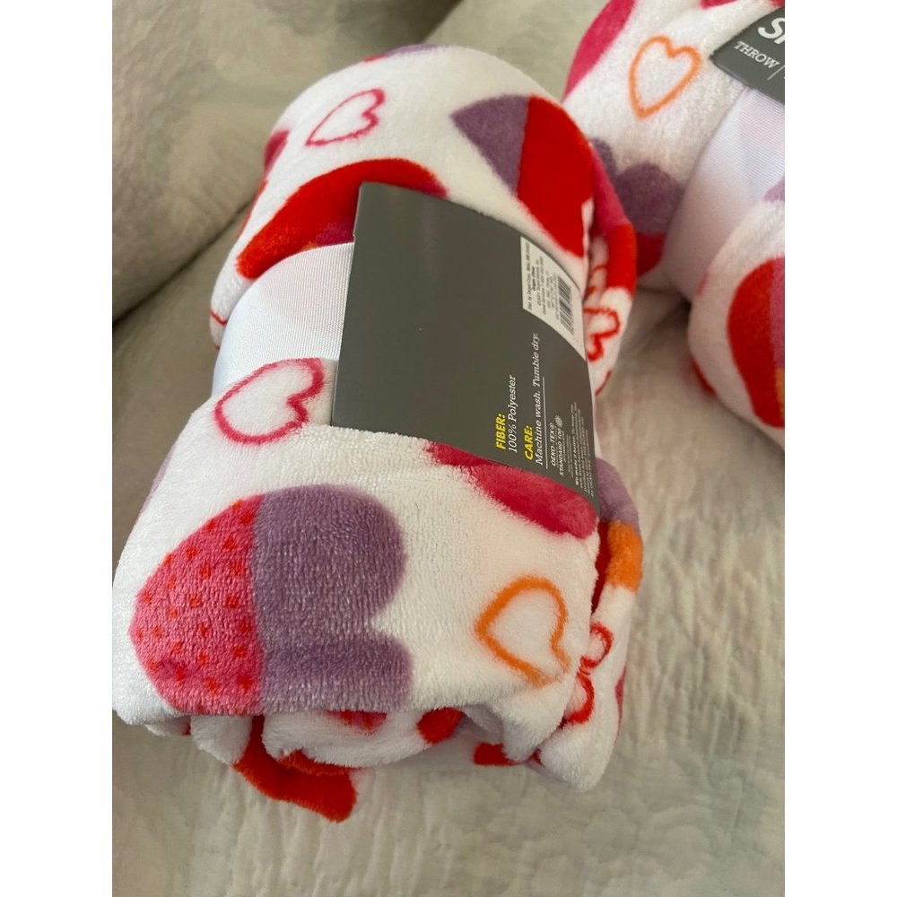 Spritz White/Red Heart Print Micro-plush Throw Blanket 1-Count - 50”x60”